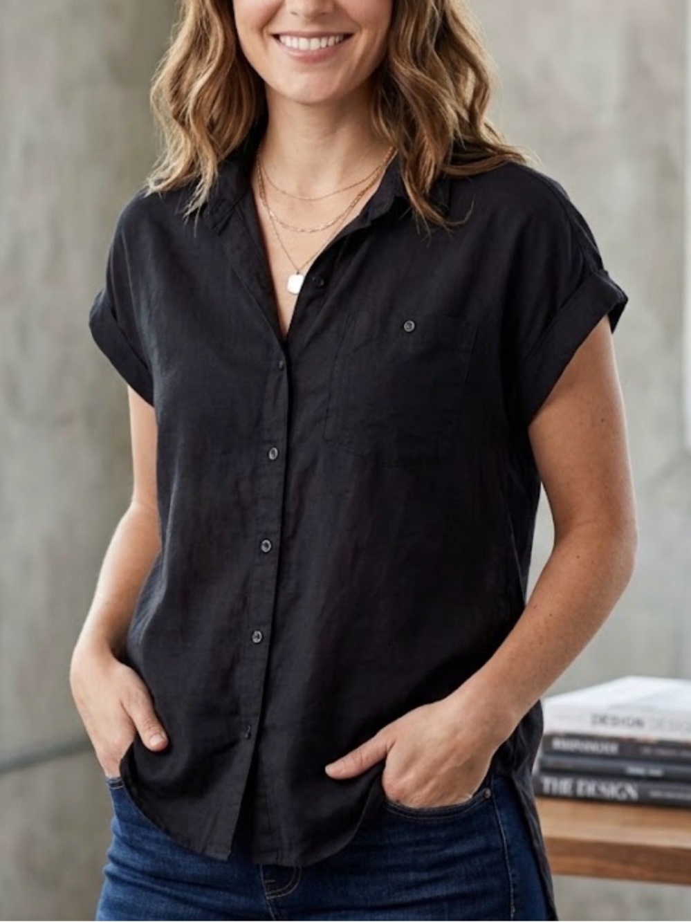 NWOT The Nu Vintage Black Short Sleeve Button Down Blouse Size Medium